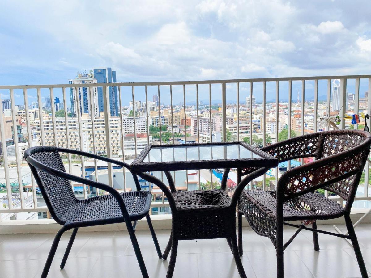 The Base Seaview Holiday Inn パッタヤー エクステリア 写真