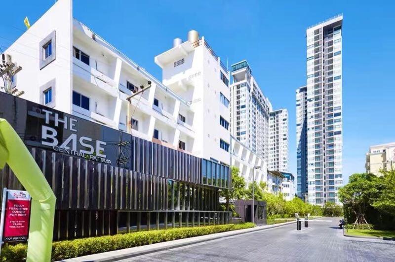 The Base Seaview Holiday Inn パッタヤー エクステリア 写真