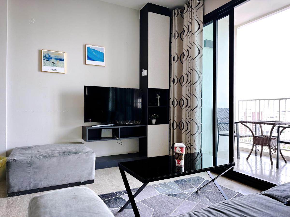 The Base Seaview Holiday Inn パッタヤー エクステリア 写真