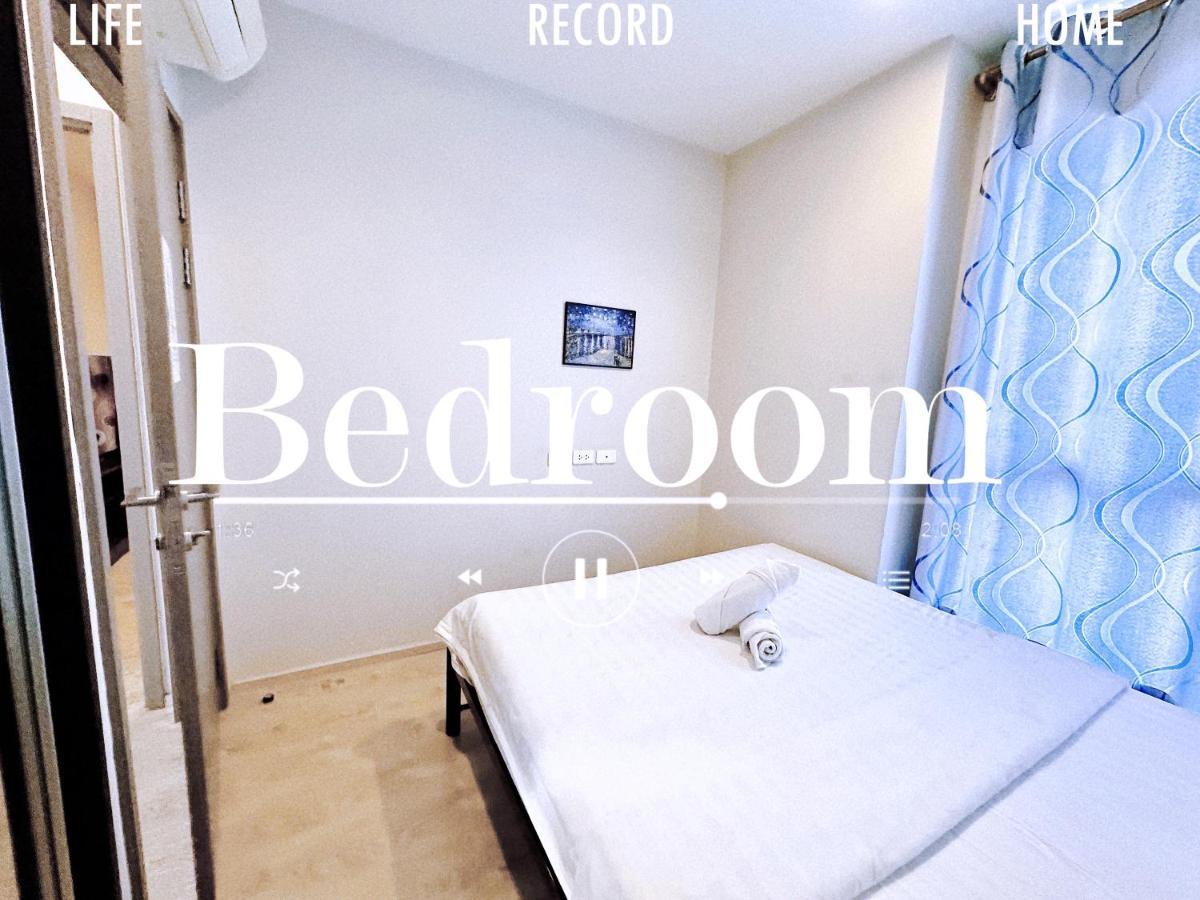 The Base Seaview Holiday Inn パッタヤー エクステリア 写真