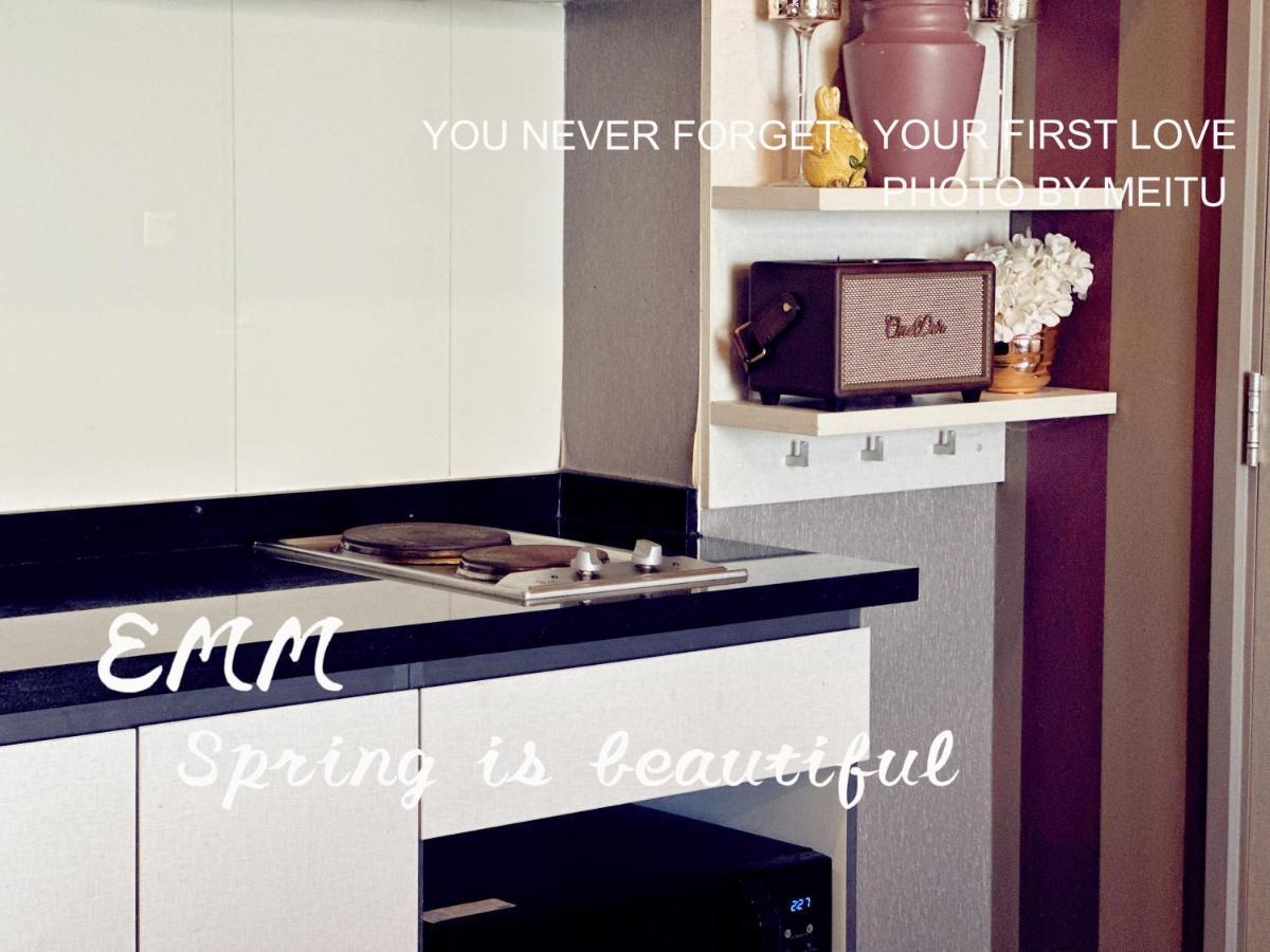 The Base Seaview Holiday Inn パッタヤー エクステリア 写真