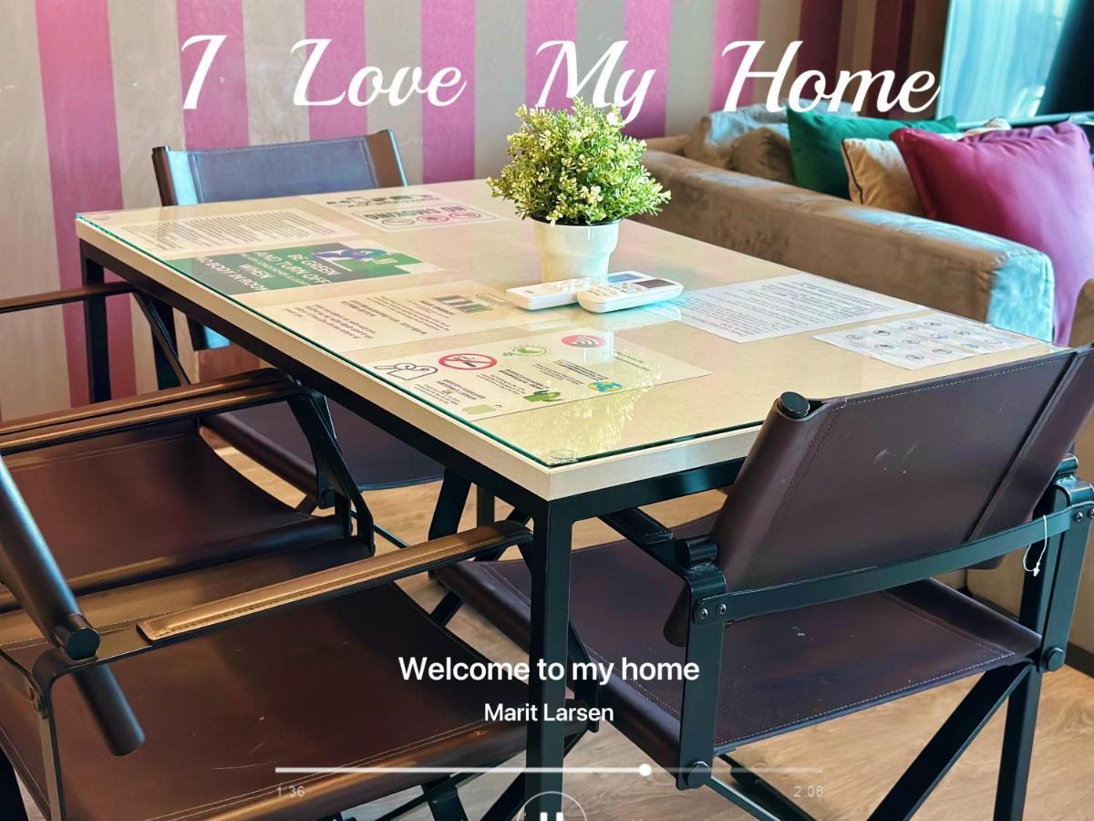 The Base Seaview Holiday Inn パッタヤー エクステリア 写真